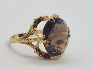 0498: Vintage: 9ct Gold Large Cognac Quartz Ring- Date Mark 1972