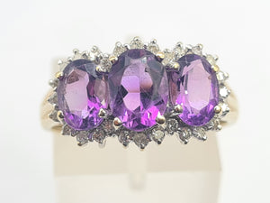 0504: Vintage: 9ct Gold Purple Amethysts 28 Diamonds Halos Dress Ring- elegant