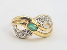 Load image into Gallery viewer, 0401: Vintage: 14ct Gold Emerald Crossover Cocktail Ring - lovely symmetry
