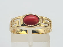 Load image into Gallery viewer, 0402: Vintage: 14ct Gold Geometric Set Red Cabochon Coral Signet Ring
