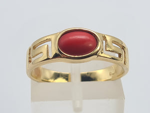 0402: Vintage: 14ct Gold Geometric Set Red Cabochon Coral Signet Ring