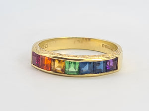 0411: Vintage: 18ct Gold 7 Gemstones Channel Set Stacker/Dress Ring- vivid, vibrant, rainbow