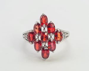 0426: Vintage: 9ct White Gold Red Topaz Diamonds Geometric Set Cocktail Ring