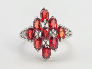 0426: Vintage: 9ct White Gold Red Topaz Diamonds Geometric Set Cocktail Ring