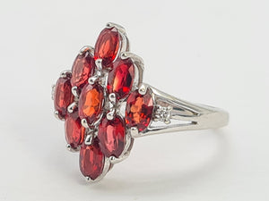 0426: Vintage: 9ct White Gold Red Topaz Diamonds Geometric Set Cocktail Ring