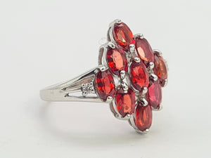 0426: Vintage: 9ct White Gold Red Topaz Diamonds Geometric Set Cocktail Ring