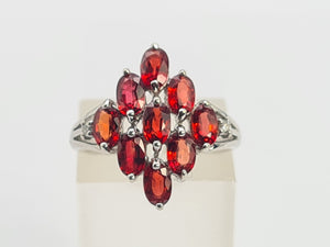 0426: Vintage: 9ct White Gold Red Topaz Diamonds Geometric Set Cocktail Ring