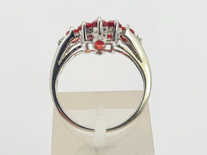 0426: Vintage: 9ct White Gold Red Topaz Diamonds Geometric Set Cocktail Ring