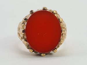 0486: Vintage: Large Heavy 9ct Gold Red Onyx Signet Ring- Date Mark 1970