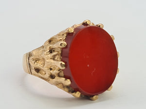 0486: Vintage: Large Heavy 9ct Gold Red Onyx Signet Ring- Date Mark 1970