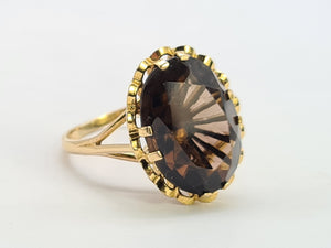 0492: Vintage: 9ct Gold Smokey Quartz Solitaire Ring- Date Mark 1973