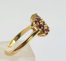 Load image into Gallery viewer, 0423: Vintage: 14ct 15 Red Garnets Signet Ring- Lovely symmetry
