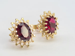 0548: Vintage: 9ct Gold Rich Red Garnet Openwork Earrings- joyous