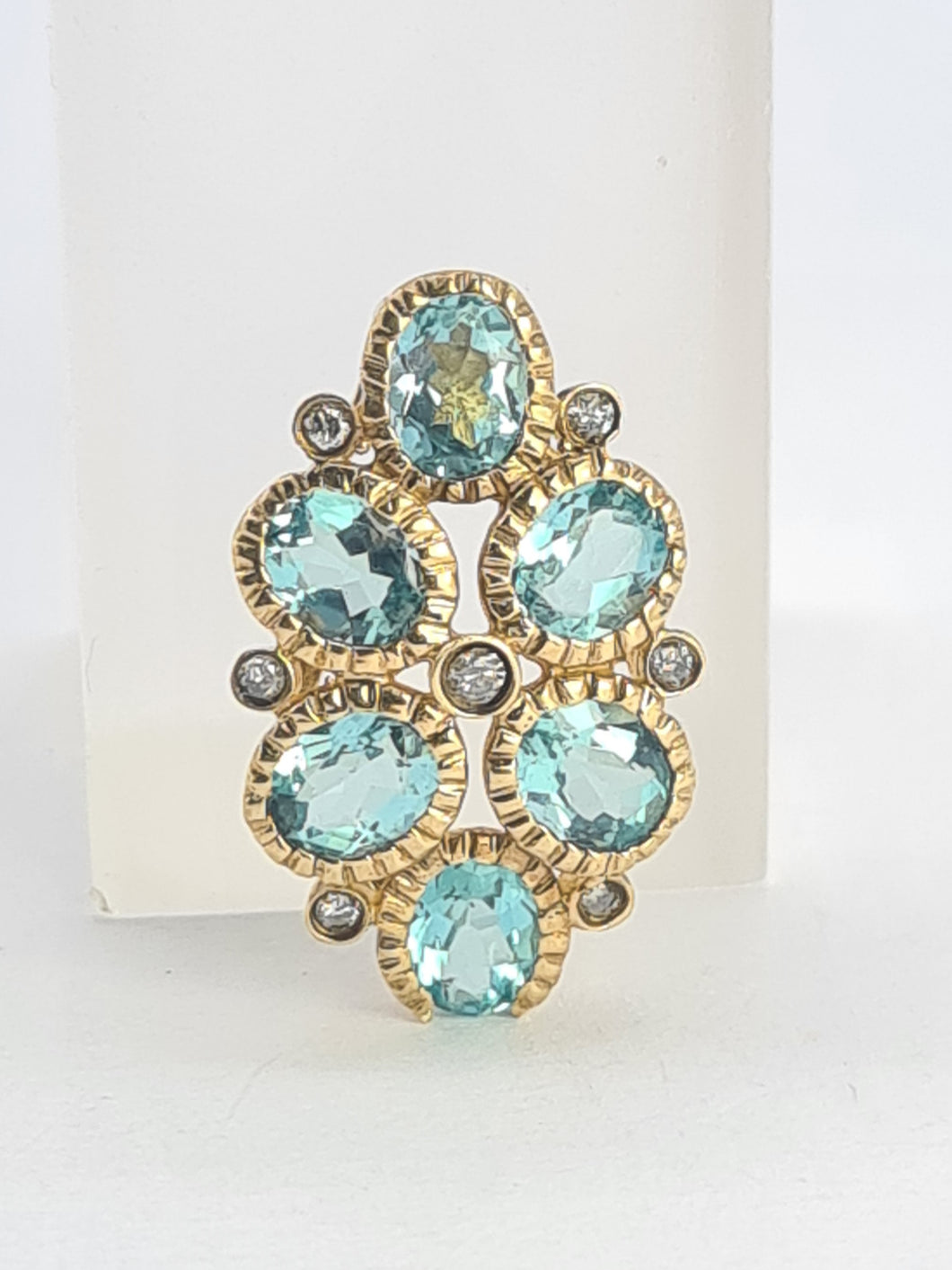 0210: Vintage: Petite 9ct Gold Simulated Aquamarines 7 Diamonds Ring 