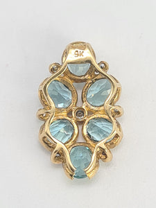 0210: Vintage: Petite 9ct Gold Simulated Aquamarines 7 Diamonds Ring&nbsp;