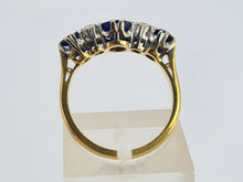 Load image into Gallery viewer, 0480: Vintage: 18ct Gold Cornflower Blue Sapphires Trilogy Diamonds Ring- Exquisite
