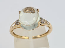 Load image into Gallery viewer, 0219 Vintage 9ct Gold Green Quartz 2 Diamonds
