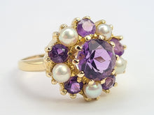 Load image into Gallery viewer, 0462: Vintage: 9ct Gold Lilac Amethysts Pearls Flower Head Ring- beautifully matched
