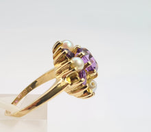 Load image into Gallery viewer, 0462: Vintage: 9ct Gold Lilac Amethysts Pearls Flower Head Ring- beautifully matched
