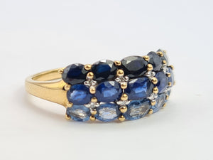 0489: Vintage 9ct Gold Mixed Blue Sapphires Diamonds Tiered Ring- a rare find