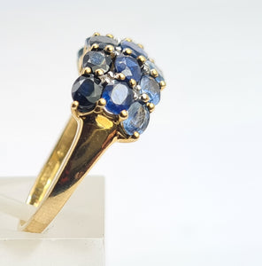 0489: Vintage 9ct Gold Mixed Blue Sapphires Diamonds Tiered Ring- a rare find