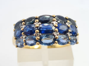 0489: Vintage 9ct Gold Mixed Blue Sapphires Diamonds Tiered Ring- a rare find