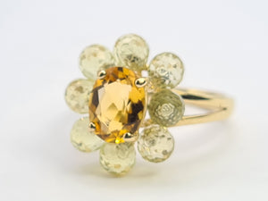 0510: Vintage 9ct Gold Orange Citrine Peridots Flower Head Ring-Splendid