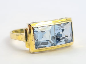 0513: Vintage Rare 18ct Gold Princess Cut Blue Spinels Ring- Statment