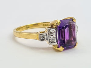 0516: Vintage 18ct Gold Emerald Cut Amethyst 6 Diamonds Trefoil Set Ring- Date-Mark 1967