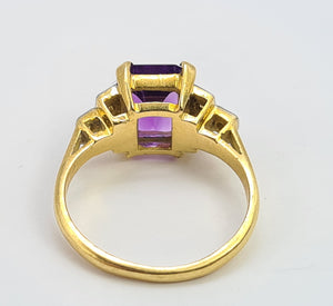 0516: Vintage 18ct Gold Emerald Cut Amethyst 6 Diamonds Trefoil Set Ring- Date-Mark 1967