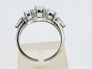 0519: Vintage: 9ct White Gold Blue Aquamarines Diamonds Dress Ring- Lovely combination