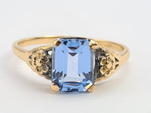 Load image into Gallery viewer, 0520: Vintage 9ct Gold  Emerald Cut Persian Blue Topaz Solitaire
