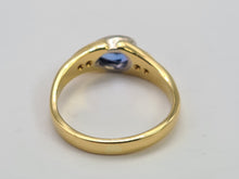 Load image into Gallery viewer, 0543: Vintage: 18ct Gold Deep Violet Blue Pear Cut Tanzanite Diamond&#39;s Ring- cool eye candy
