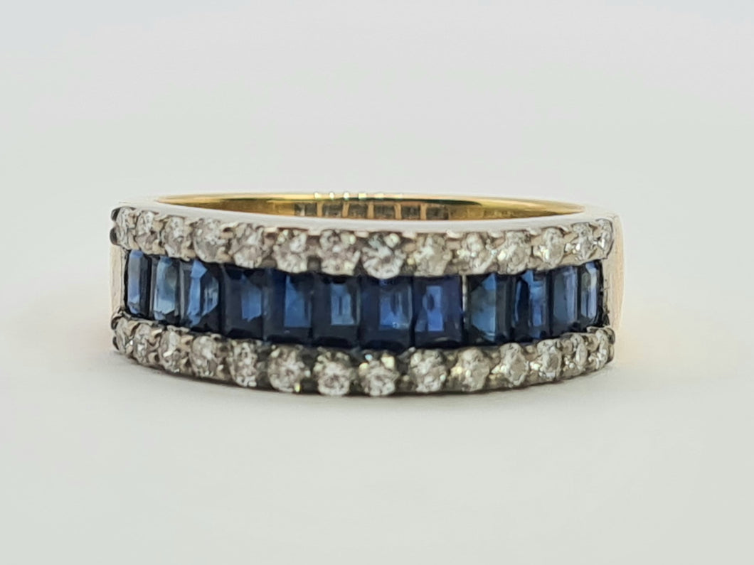 0591: Vintage: 18ct Gold Sapphires Diamonds Tiered Ring - incredible sparkle, a beautiful piece