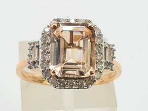 0648: Vintage: 14ct Rose Gold Emerald Cut Pink Morganite Diamonds Ring- exquisite