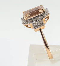 Load image into Gallery viewer, 0648: Vintage: 14ct Rose Gold Emerald Cut Pink Morganite Diamonds Ring- exquisite
