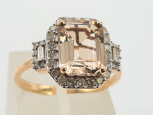 Load image into Gallery viewer, 0648: Vintage: 14ct Rose Gold Emerald Cut Pink Morganite Diamonds Ring- exquisite
