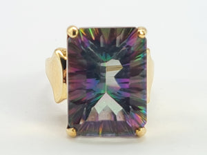 Vintage: 9ct Gold Emerald Cut Caribbean Topaz Statement Cocktail Ring