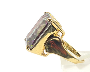 Vintage: 9ct Gold Emerald Cut Caribbean Topaz Statement Cocktail Ring