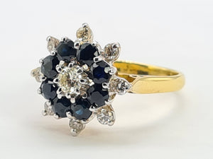 0670: Vintage: 18ct Gold 8 Blue Sapphires 9 Round Cut Diamonds Floral Cluster Ring- Date Mark 1975