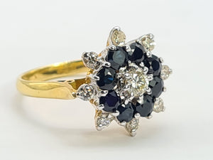 0670: Vintage: 18ct Gold 8 Blue Sapphires 9 Round Cut Diamonds Floral Cluster Ring- Date Mark 1975