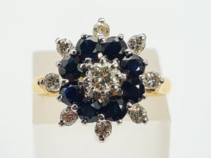 0670: Vintage: 18ct Gold 8 Blue Sapphires 9 Round Cut Diamonds Floral Cluster Ring- Date Mark 1975