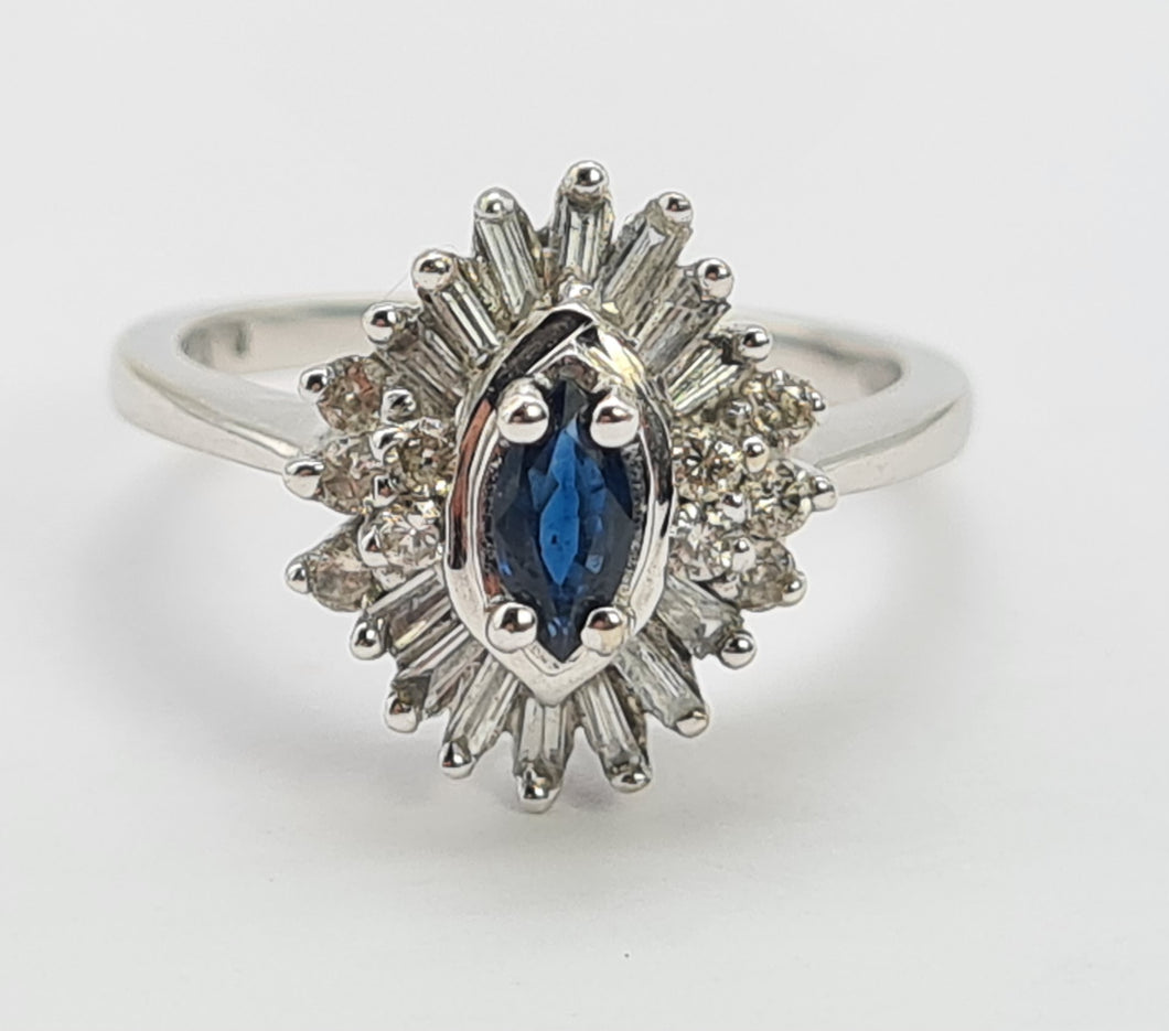 0527: Vintage: 9ct White Gold Cornflower Blue Sapphire Diamonds (0.45ct) Cluster Ring