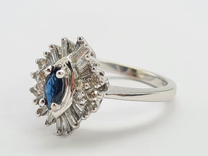 0527: Vintage: 9ct White Gold Cornflower Blue Sapphire Diamonds (0.45ct) Cluster Ring