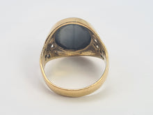 Load image into Gallery viewer, 0081: Vintage: 9ct Gold Centurion Hematite Signet Ring- Date-Mark 1986
