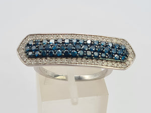 0432 Vintage: 9ct White Gold Blue & White Diamonds Statement Ring