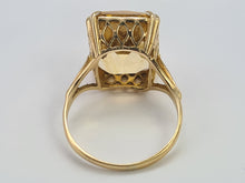 Load image into Gallery viewer, 0464: Vintage: 9ct Gold Amarillo Emerald Cut Citrine Ring- Date-Mark 1966
