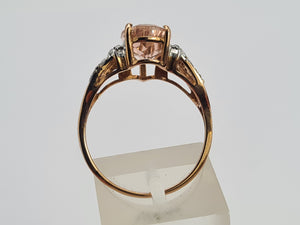 0438: Vintage: 9ct Rose Gold Pink Morganite 14 Diamonds Ring- Peachy