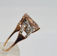 Load image into Gallery viewer, 0438: Vintage: 9ct Rose Gold Pink Morganite 14 Diamonds Ring- Peachy
