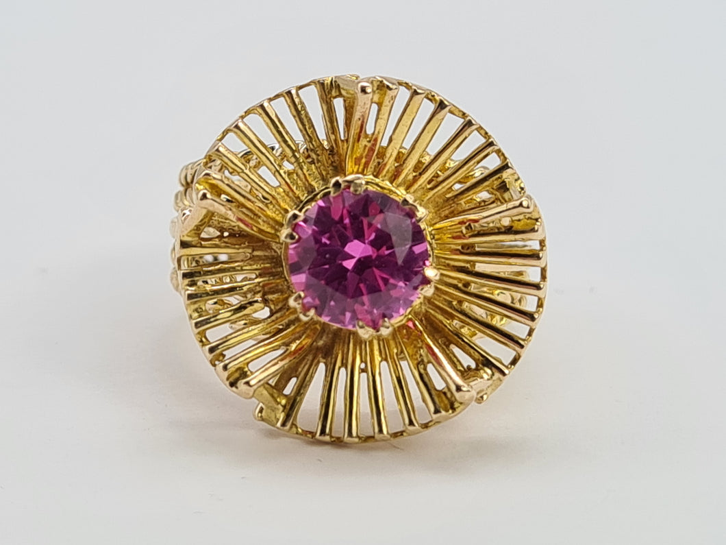 0526 Vintage: 9ct Gold Pink Sapphire 